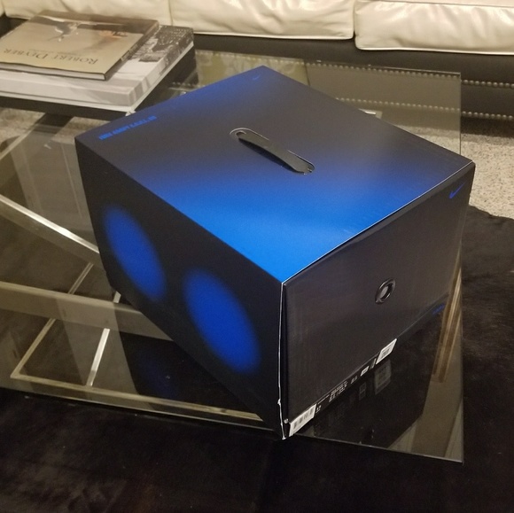 🤙Sold🤙Nike Adapt BB Self Lacing Basketball - Picture 2 of 2